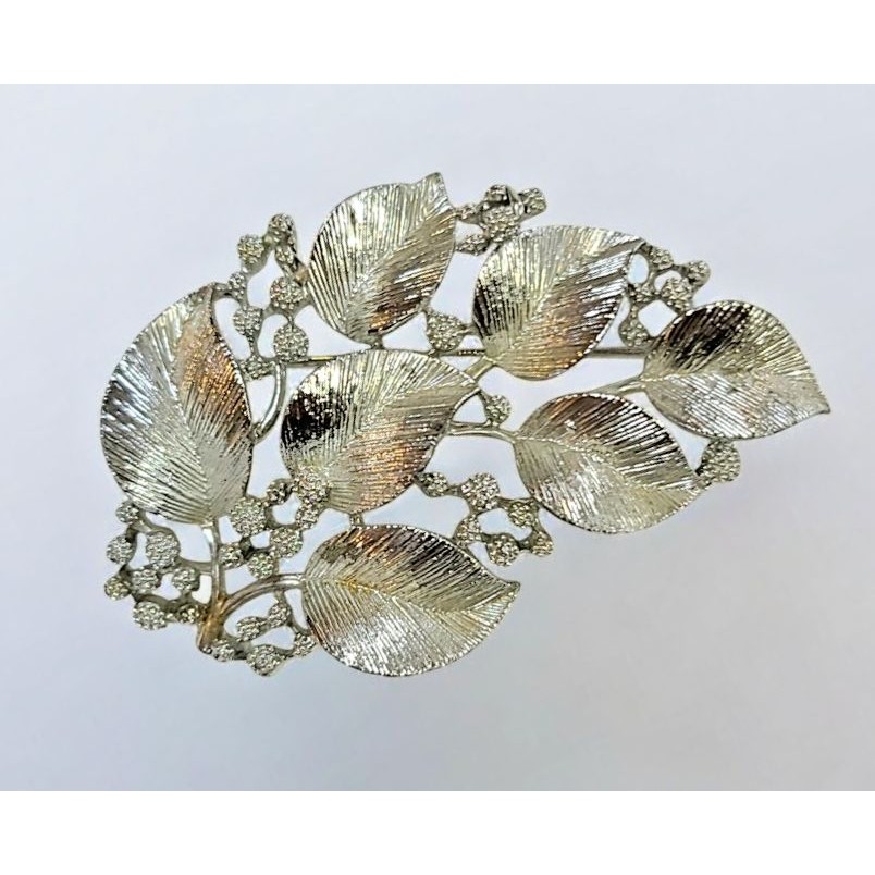 Vintage Lisner Silver Toned Leaves Berries Costume Pin Brooch Signed